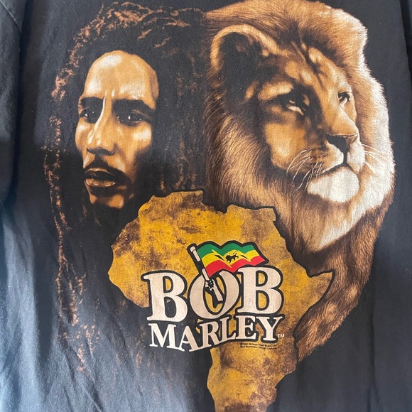 Vintage Bob Marley graphic t-shirt - Picture 2 of 4